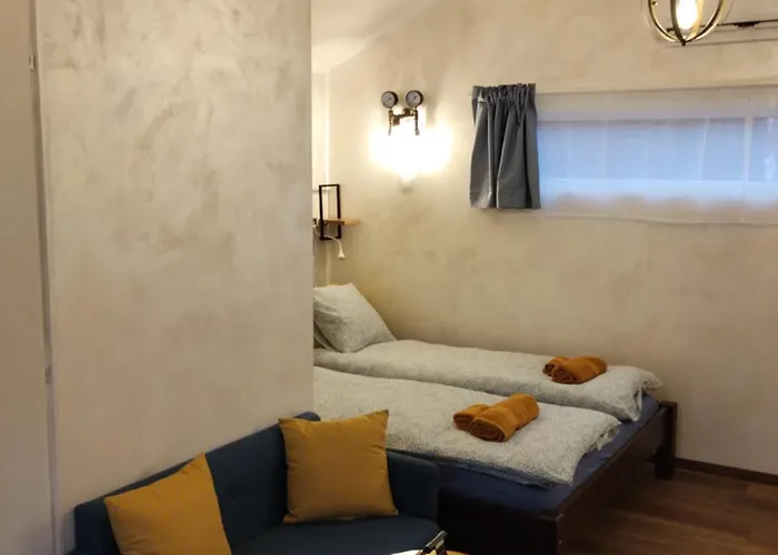 Casa Chiomei Close M1 アパート Ujbarok